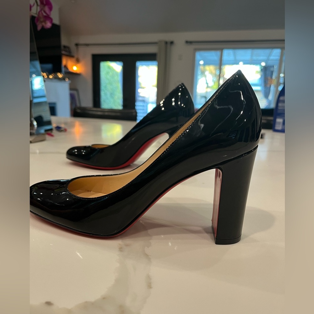 Size 39 brand new Christian Louboutin heels